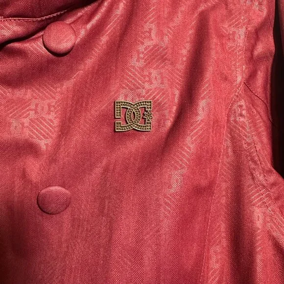 DC Shoes Exotex 10k Waterproof Snowboard/Ski Jacket Maroon Size S Women's - Picture 3 of 10